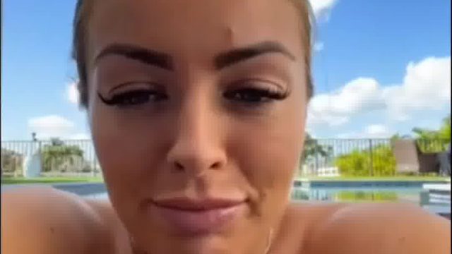 Mandy rose Nude Leak – Show Nip In The Pool